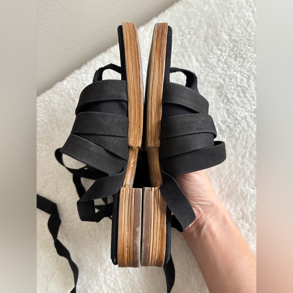 Free People Wrap Sandal Black sz 6.5 - Picture 13 of 13